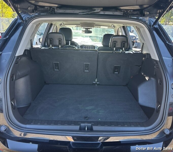 2020 GMC Terrain SLT - Photo 9 - Visalia, CA 93292