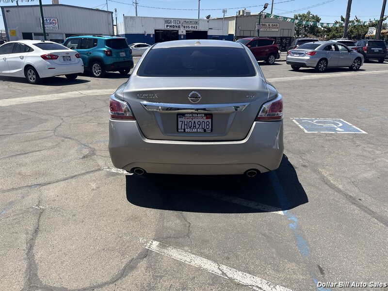 2015 Nissan Altima 2.5 SV - Photo 6 - Visalia, CA 93292