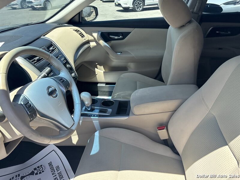 2015 Nissan Altima 2.5 SV - Photo 9 - Visalia, CA 93292