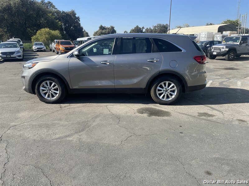 2019 Kia Sorento LX V6   - Photo 4 - Visalia, CA 93292