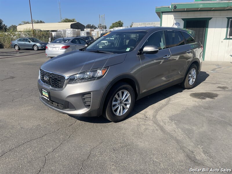 2019 Kia Sorento LX V6   - Photo 3 - Visalia, CA 93292