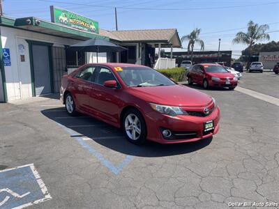 2012 Toyota Camry SE Sedan