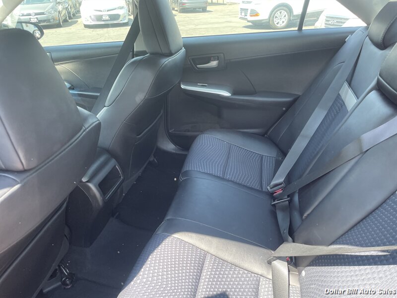 2012 Toyota Camry SE   - Photo 11 - Visalia, CA 93292