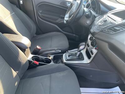 2014 Ford Fiesta SE   - Photo 14 - Visalia, CA 93292