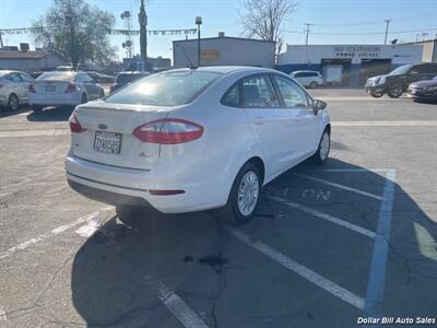 2014 Ford Fiesta SE   - Photo 7 - Visalia, CA 93292