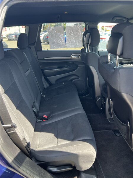 2016 Jeep Grand Cherokee Laredo - Photo 10 - Visalia, CA 93292