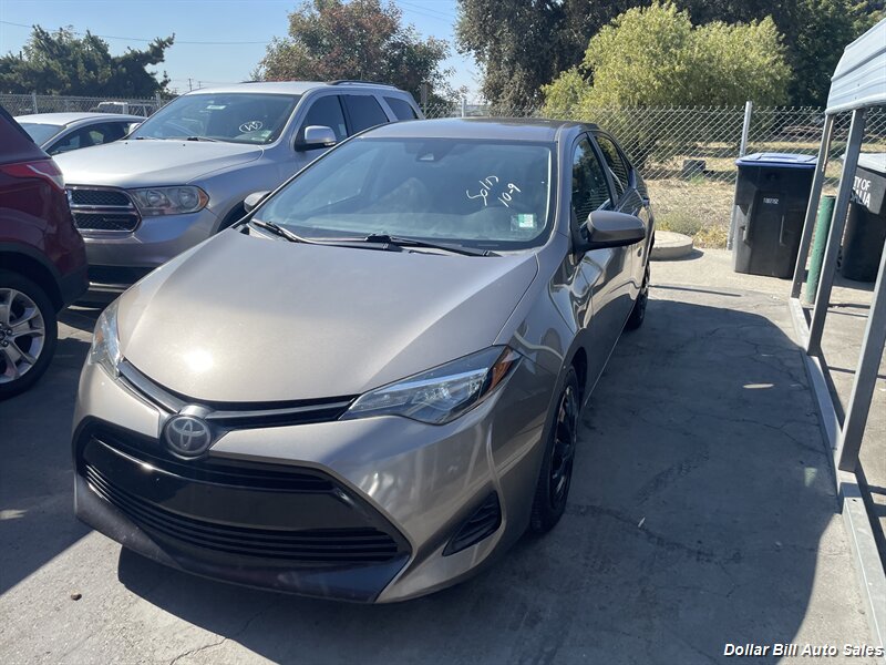 2019 Toyota Corolla LE - Photo 2 - Visalia, CA 93292