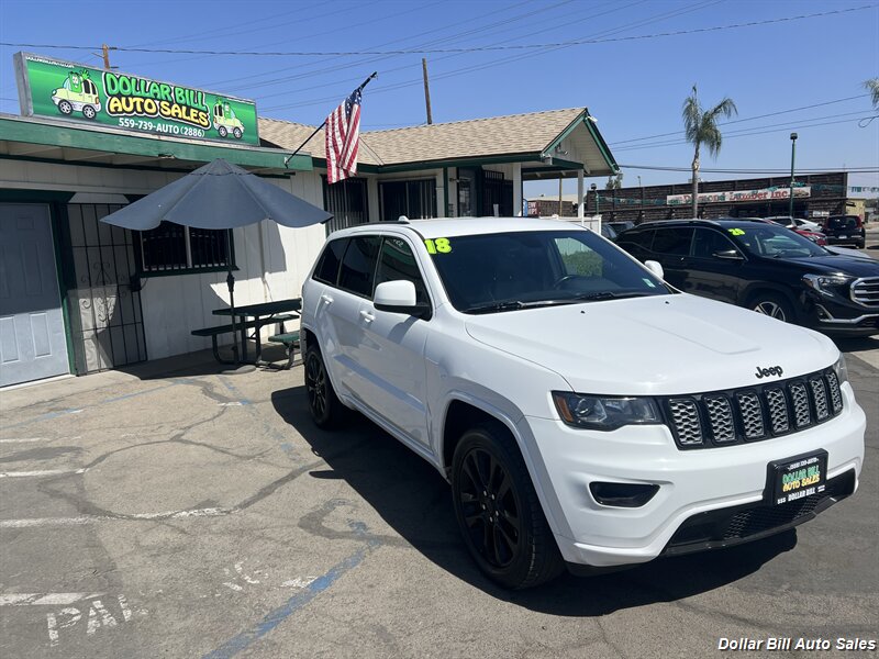 2018 Jeep Grand Cherokee Laredo - Photo 5 - Visalia, CA 93292
