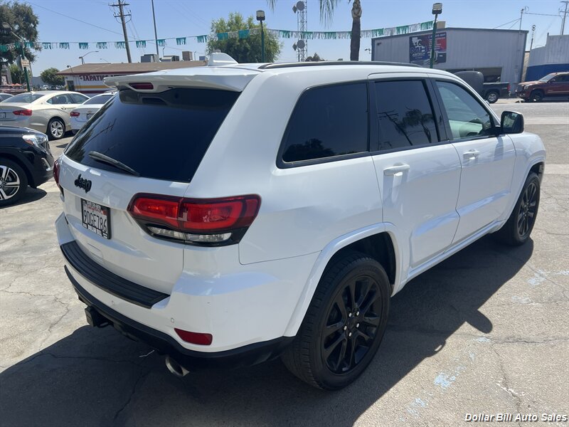 2018 Jeep Grand Cherokee Laredo - Photo 3 - Visalia, CA 93292