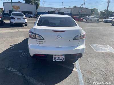 2011 Mazda Mazda3 i Sport   - Photo 6 - Visalia, CA 93292