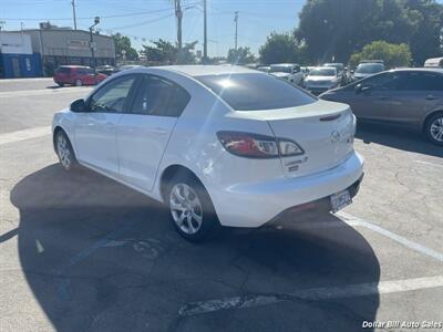 2011 Mazda Mazda3 i Sport   - Photo 5 - Visalia, CA 93292