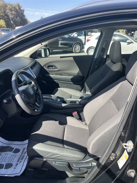 2019 Honda HR-V EX - Photo 7 - Visalia, CA 93292