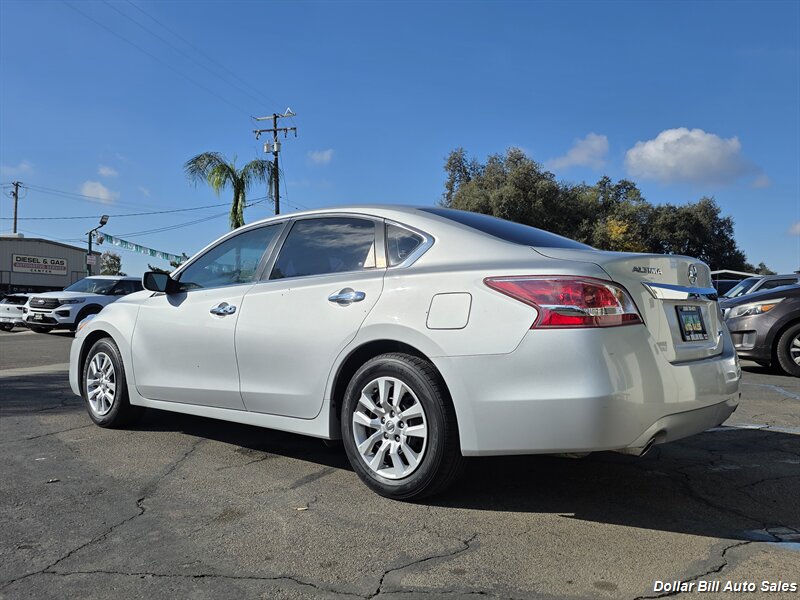 2013 Nissan Altima 2.5 S - Photo 5 - Visalia, CA 93292