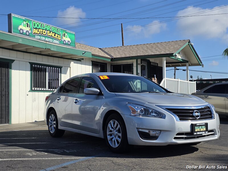 2013 Nissan Altima 2.5 S   - Photo 1 - Visalia, CA 93292