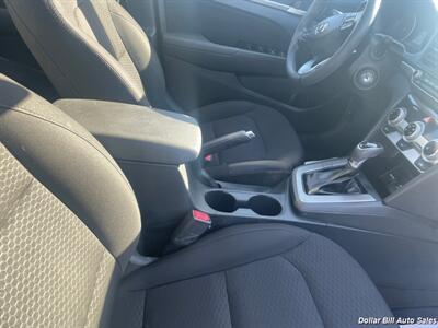 2019 Hyundai ELANTRA SEL   - Photo 13 - Visalia, CA 93292