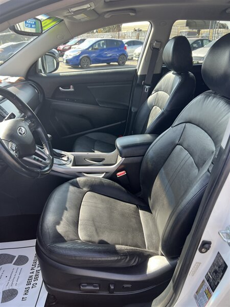 2016 Kia Sportage EX - Photo 7 - Visalia, CA 93292