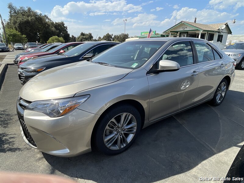 2017 Toyota Camry SE  
