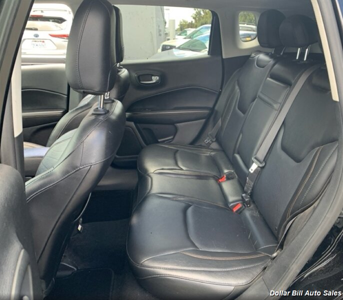 2018 Jeep Compass Limited - Photo 8 - Visalia, CA 93292