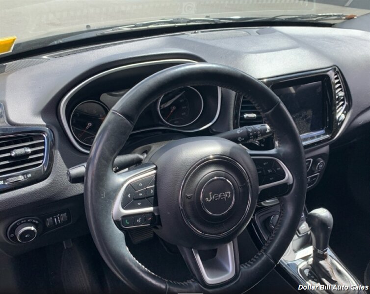 2018 Jeep Compass Limited - Photo 6 - Visalia, CA 93292