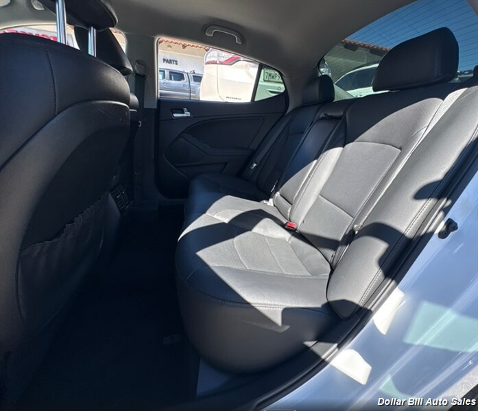 2015 Kia Optima SX - Photo 8 - Visalia, CA 93292