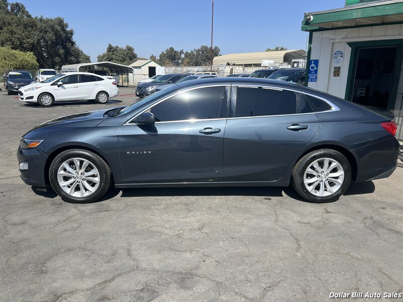 2020 Chevrolet Malibu LT - Photo 2 - Visalia, CA 93292