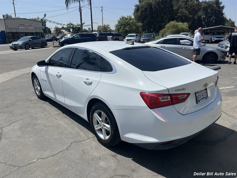 2018 Chevrolet Malibu LS - Photo 3 - Visalia, CA 93292