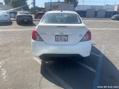 2018 Nissan Versa SV   - Photo 6 - Visalia, CA 93292