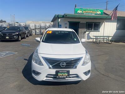 2018 Nissan Versa SV   - Photo 2 - Visalia, CA 93292