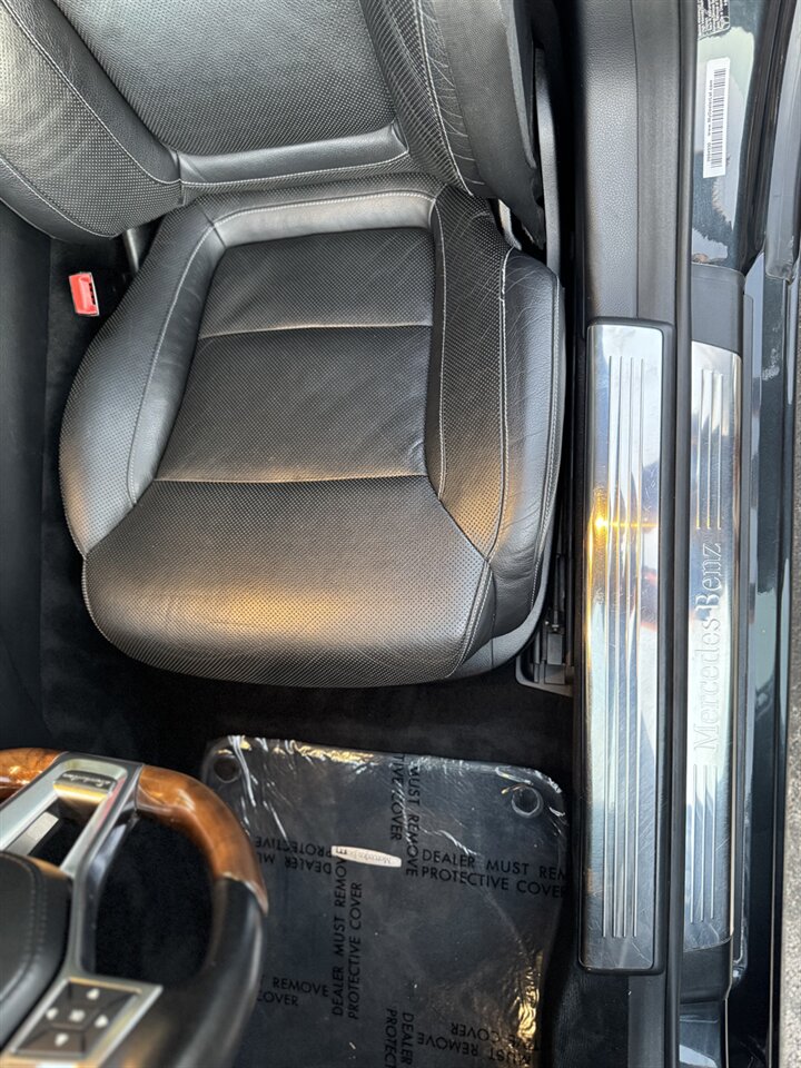 2013 Mercedes-Benz SL 550   - Photo 28 - Naples, FL 34104