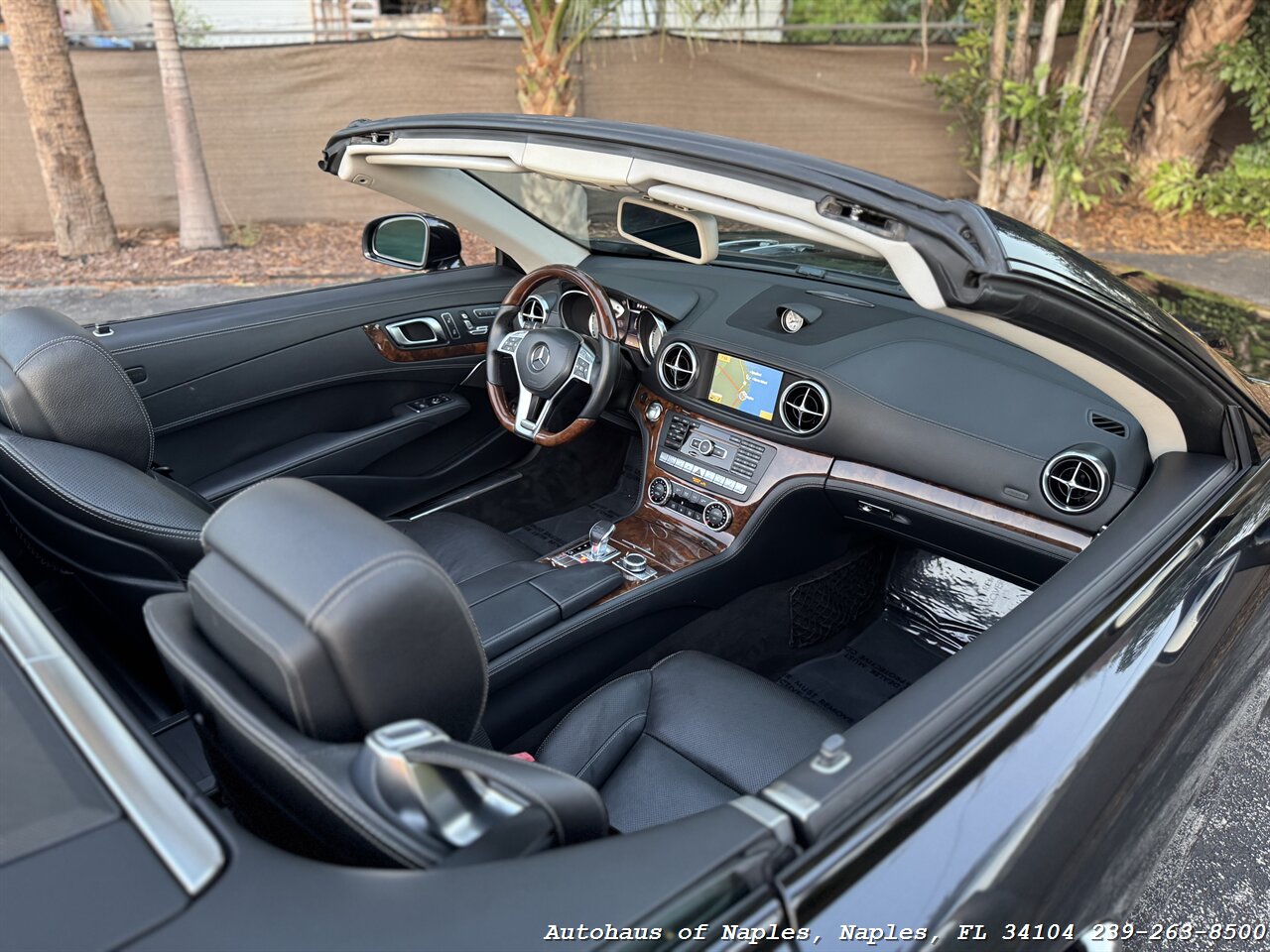 2013 Mercedes-Benz SL 550   - Photo 67 - Naples, FL 34104