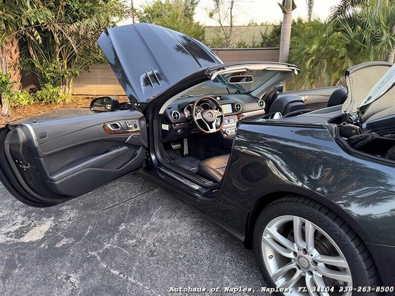 2013 Mercedes-Benz SL 550   - Photo 76 - Naples, FL 34104