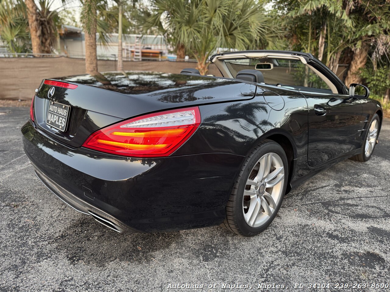 2013 Mercedes-Benz SL 550   - Photo 73 - Naples, FL 34104