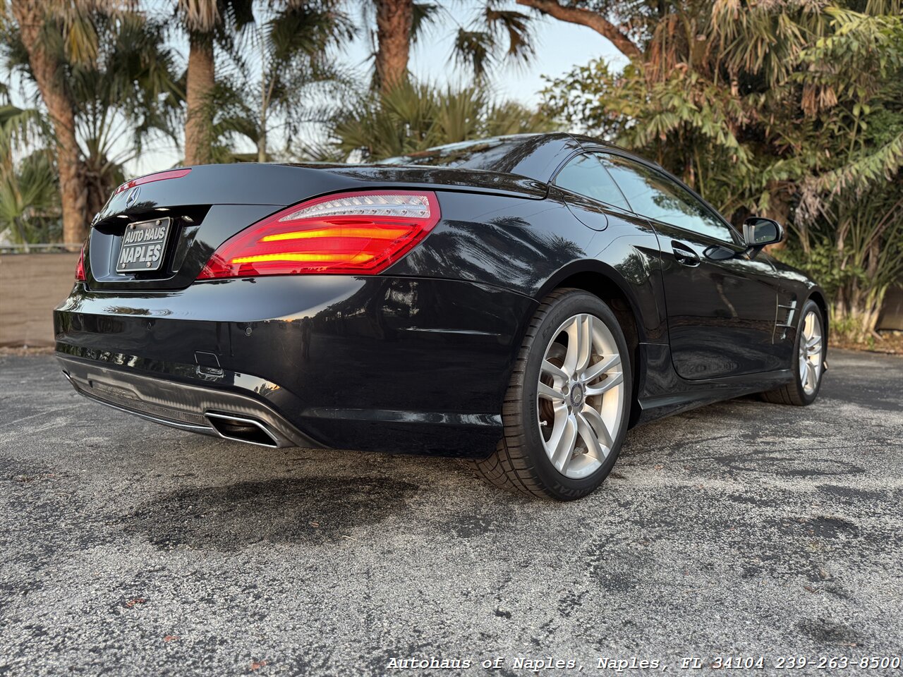 2013 Mercedes-Benz SL 550   - Photo 36 - Naples, FL 34104