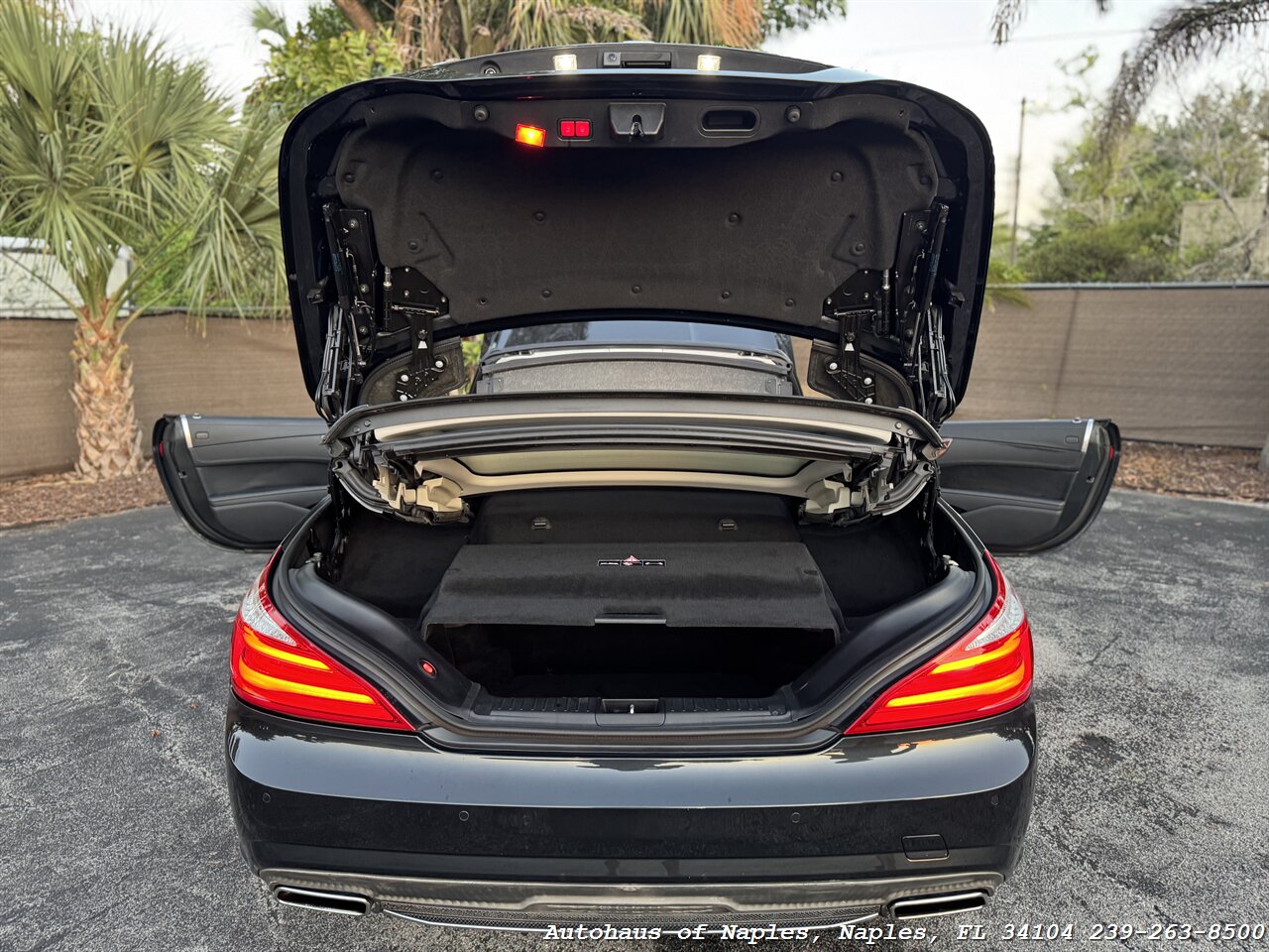 2013 Mercedes-Benz SL 550   - Photo 79 - Naples, FL 34104