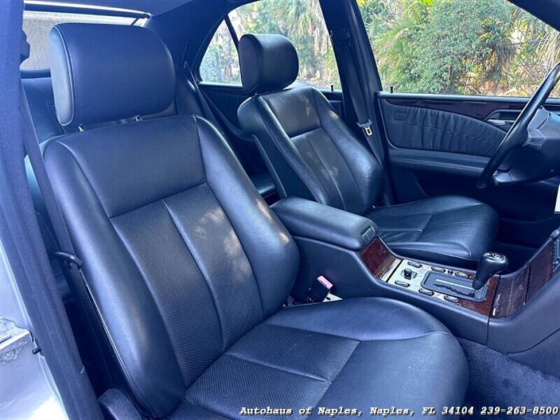 1996 Mercedes-Benz E 320 - Photo 22 - Naples, FL 34104