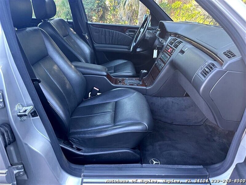 1996 Mercedes-Benz E 320 - Photo 21 - Naples, FL 34104