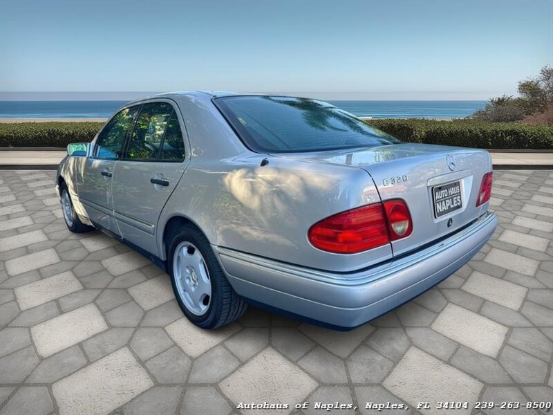 1996 Mercedes-Benz E 320 - Photo 6 - Naples, FL 34104