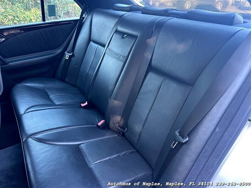 1996 Mercedes-Benz E 320 - Photo 18 - Naples, FL 34104