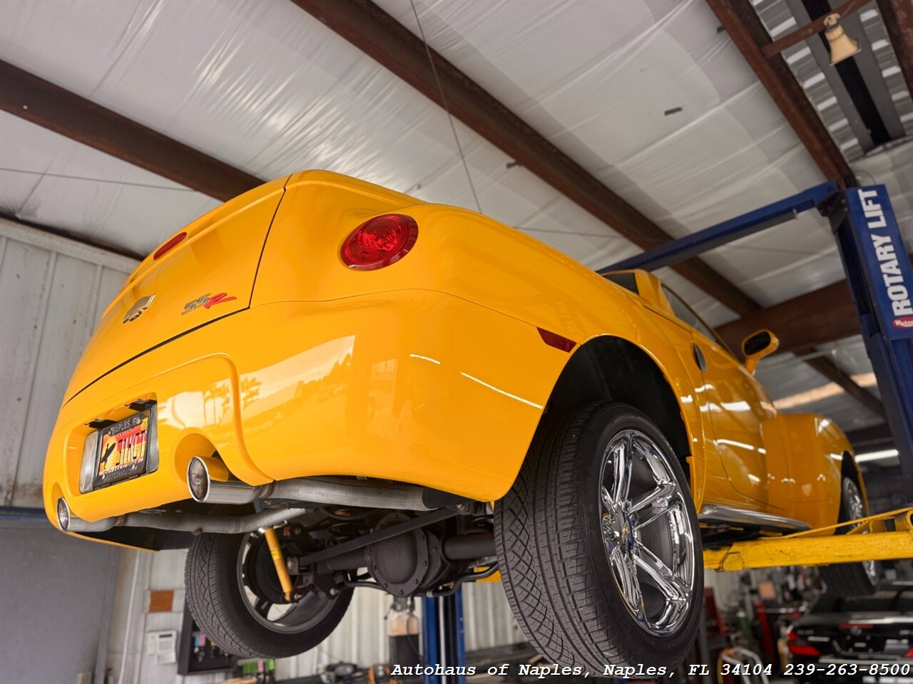 2005 Chevrolet SSR LS   - Photo 83 - Naples, FL 34104