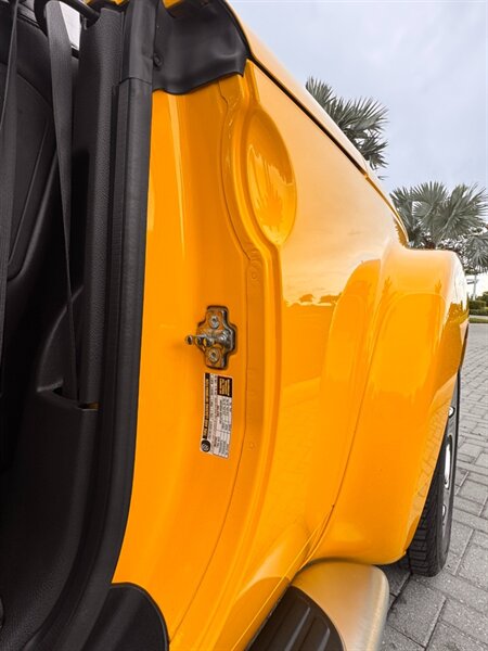 2005 Chevrolet SSR LS   - Photo 28 - Naples, FL 34104