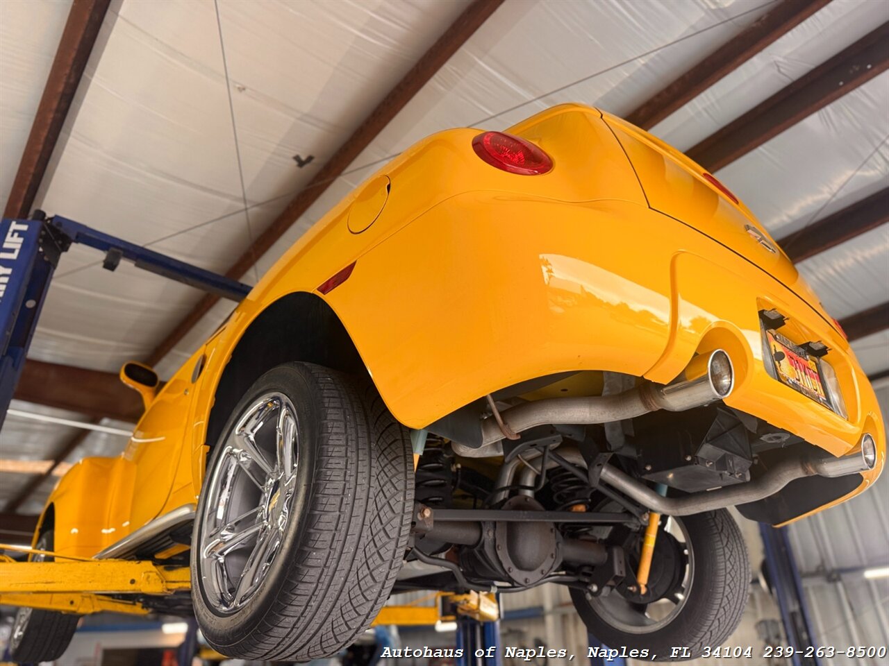 2005 Chevrolet SSR LS   - Photo 81 - Naples, FL 34104