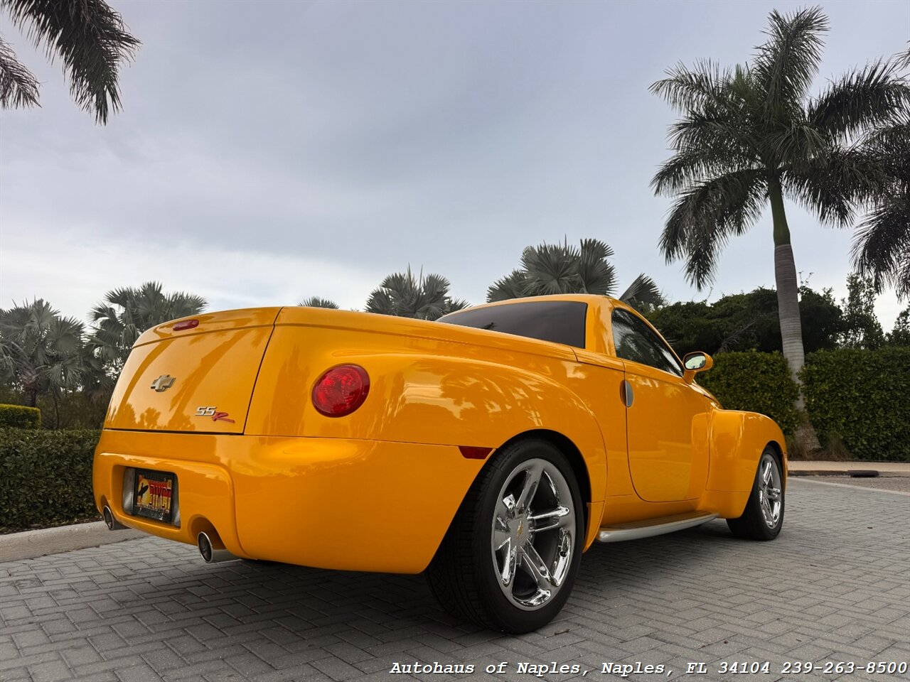 2005 Chevrolet SSR LS   - Photo 19 - Naples, FL 34104