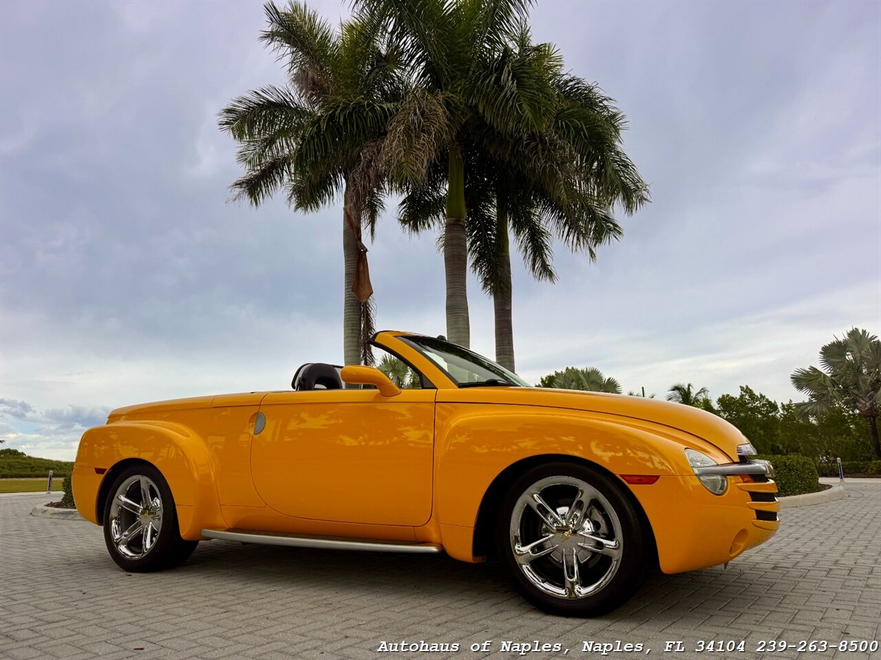 2005 Chevrolet SSR LS   - Photo 7 - Naples, FL 34104