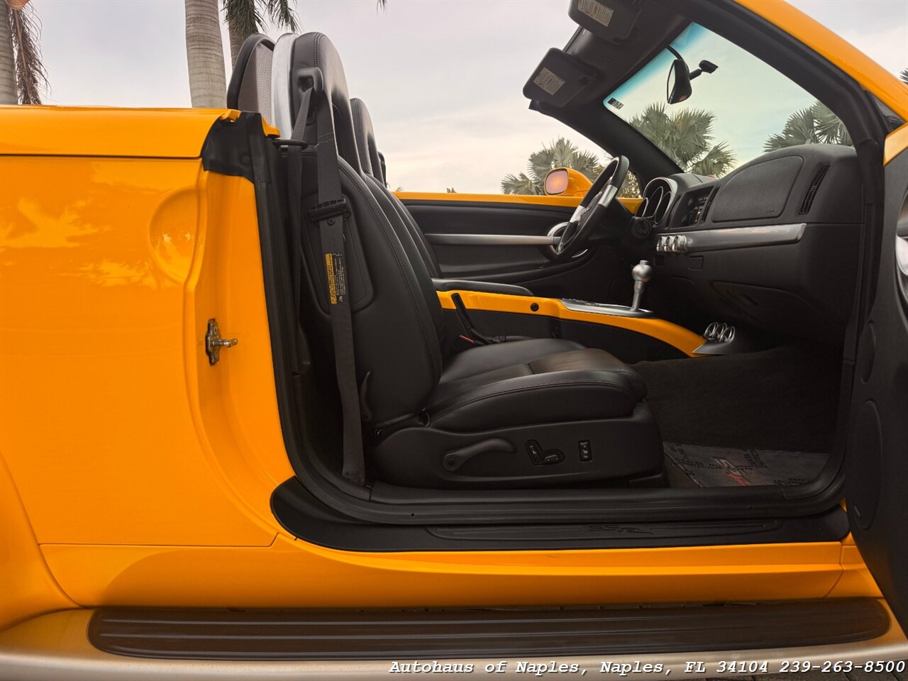 2005 Chevrolet SSR LS   - Photo 23 - Naples, FL 34104