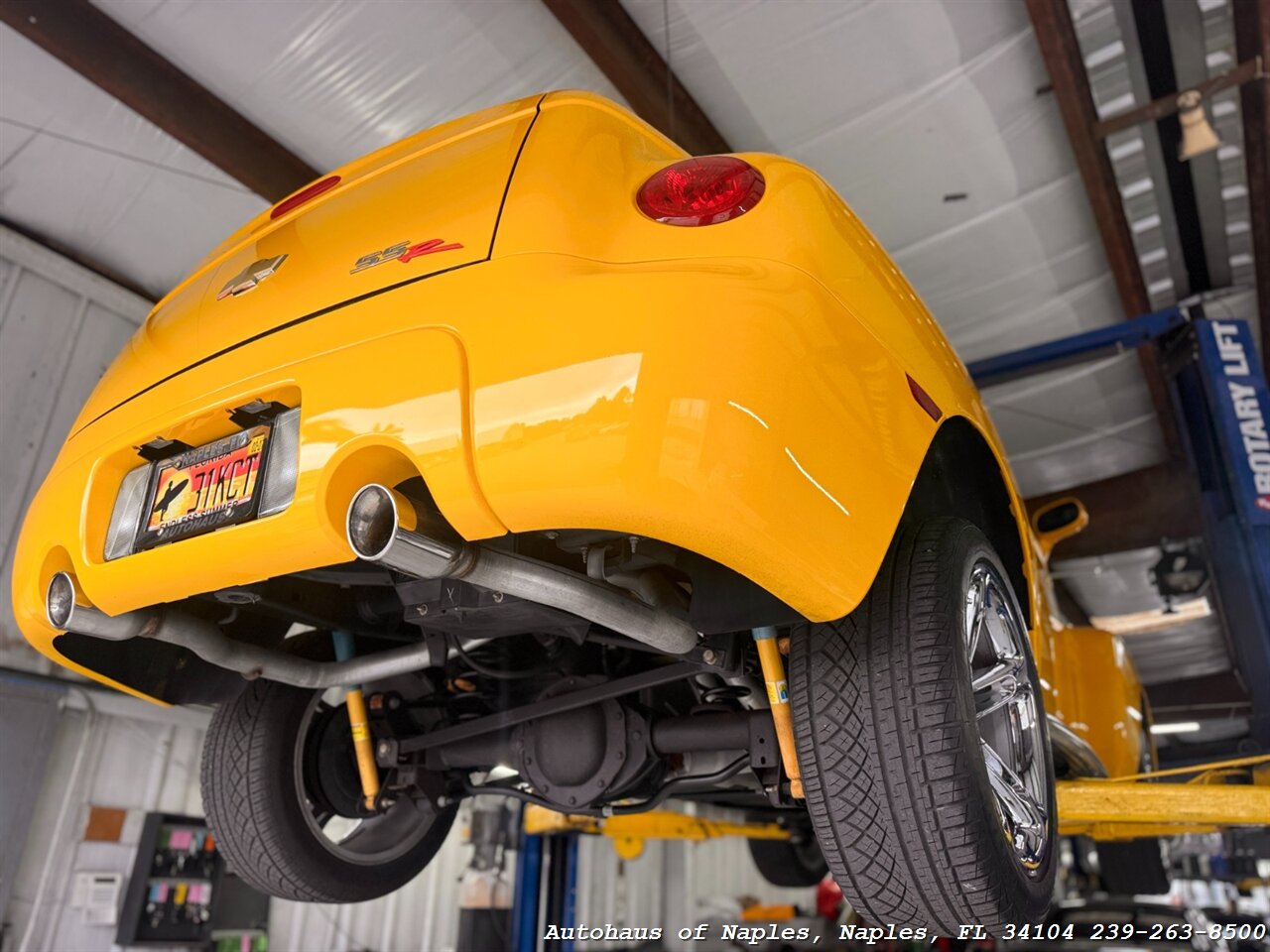 2005 Chevrolet SSR LS   - Photo 84 - Naples, FL 34104