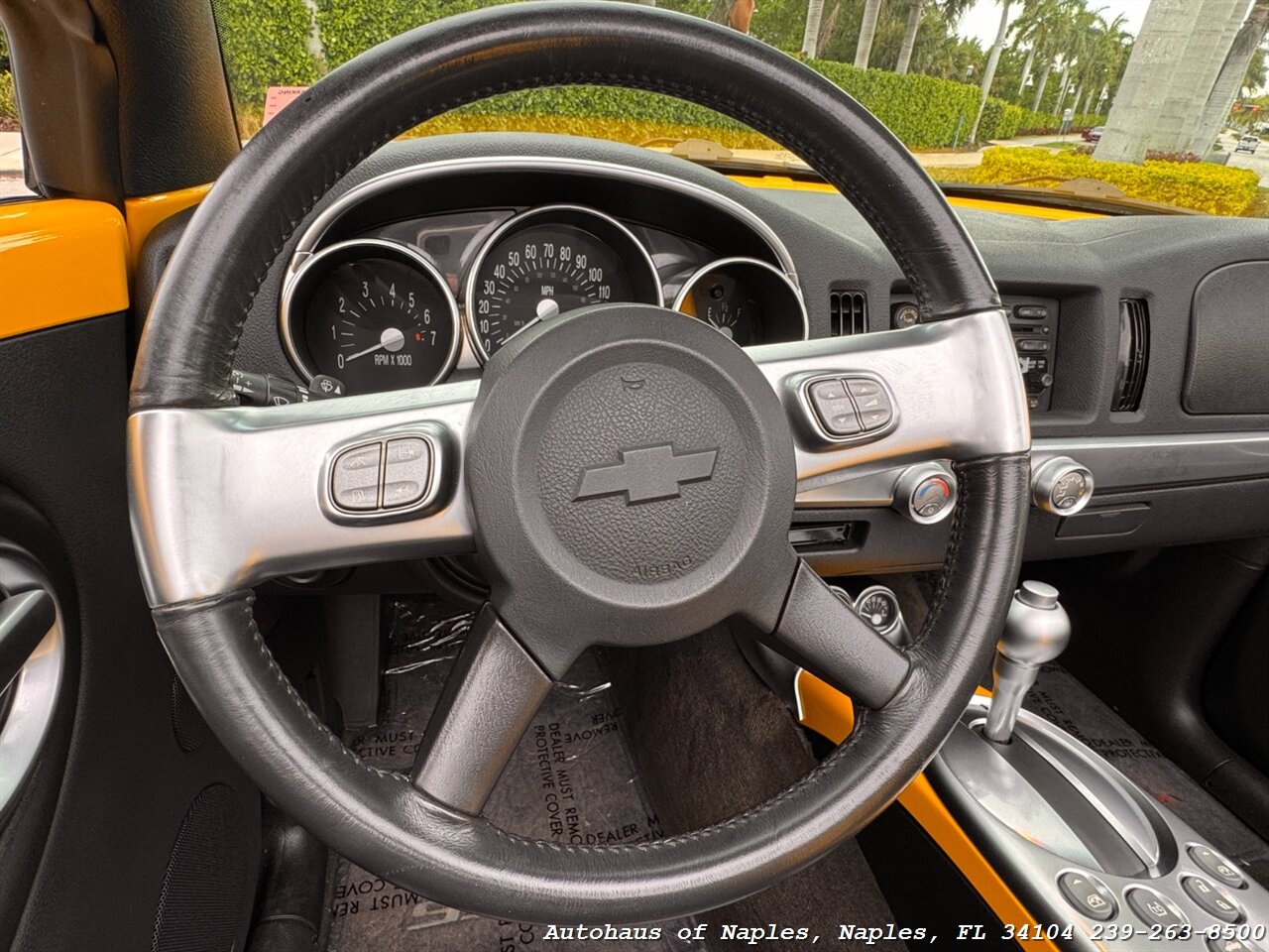 2005 Chevrolet SSR LS   - Photo 34 - Naples, FL 34104