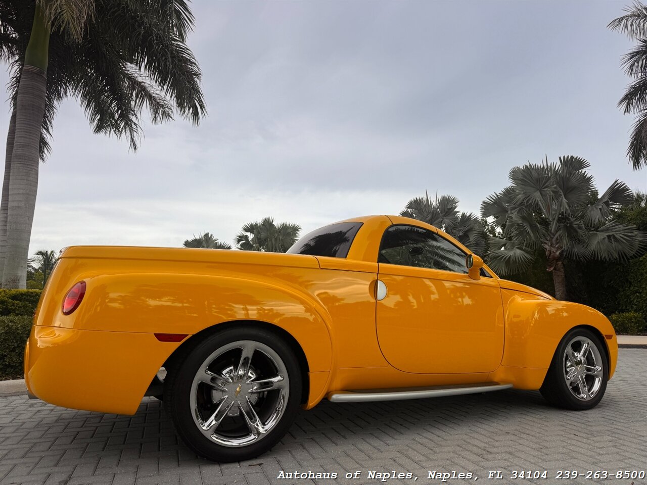 2005 Chevrolet SSR LS   - Photo 20 - Naples, FL 34104