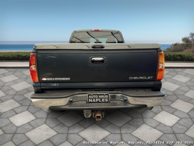 2004 Chevrolet Silverado 2500 Work Truck 4dr Extended Cab Work Truck   - Photo 10 - Naples, FL 34104