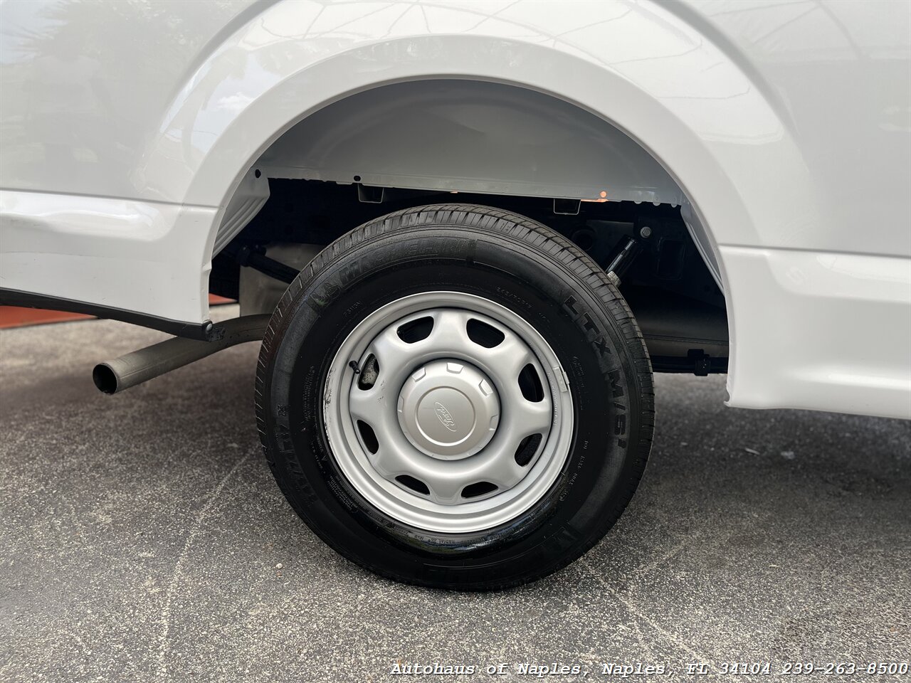 2020 Ford F-150 XL - Photo 10 - Naples, FL 34104