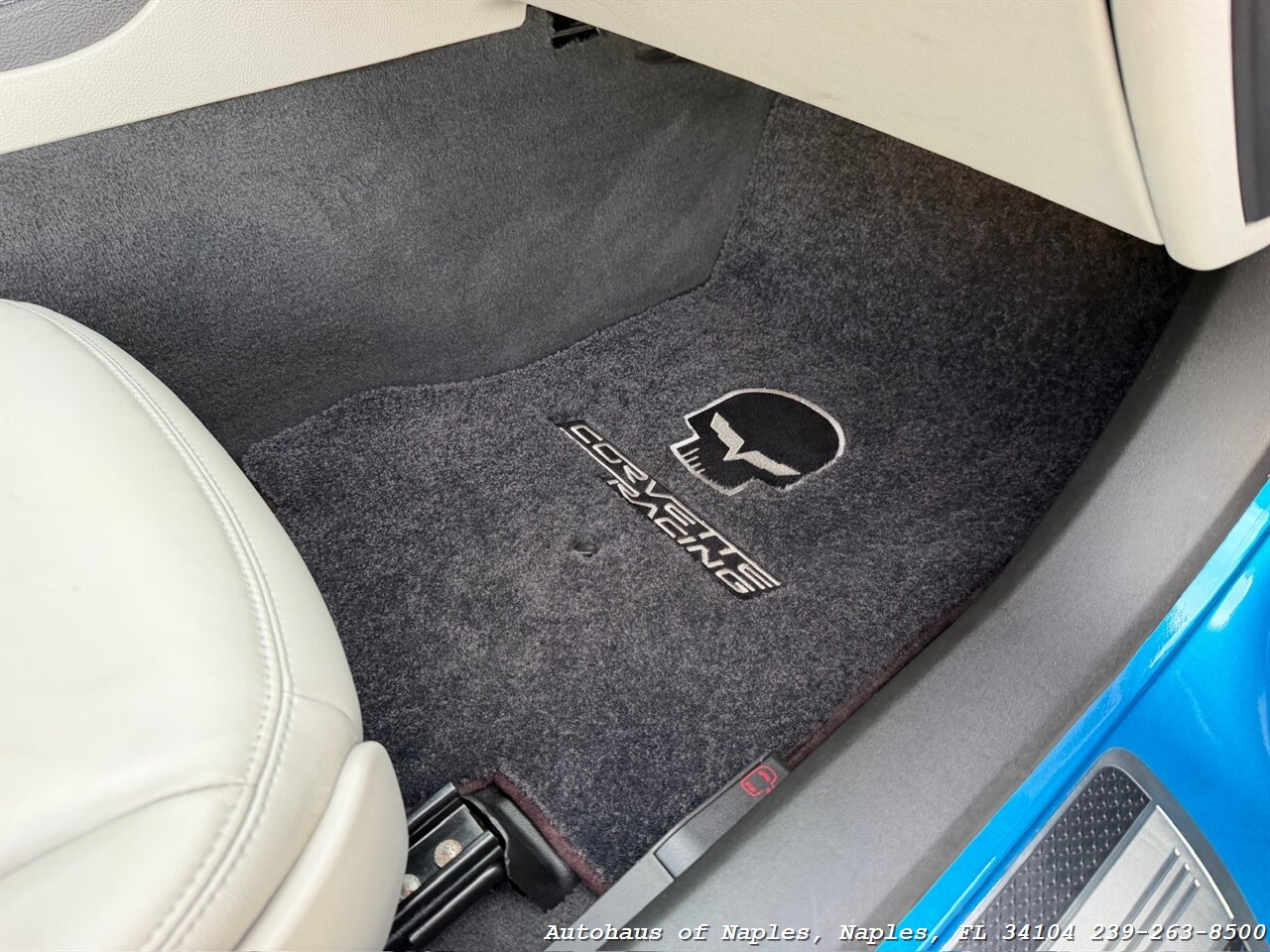 2008 Chevrolet Corvette   - Photo 100 - Naples, FL 34104
